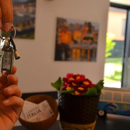 Glamping Italia 90 Mini Domaso